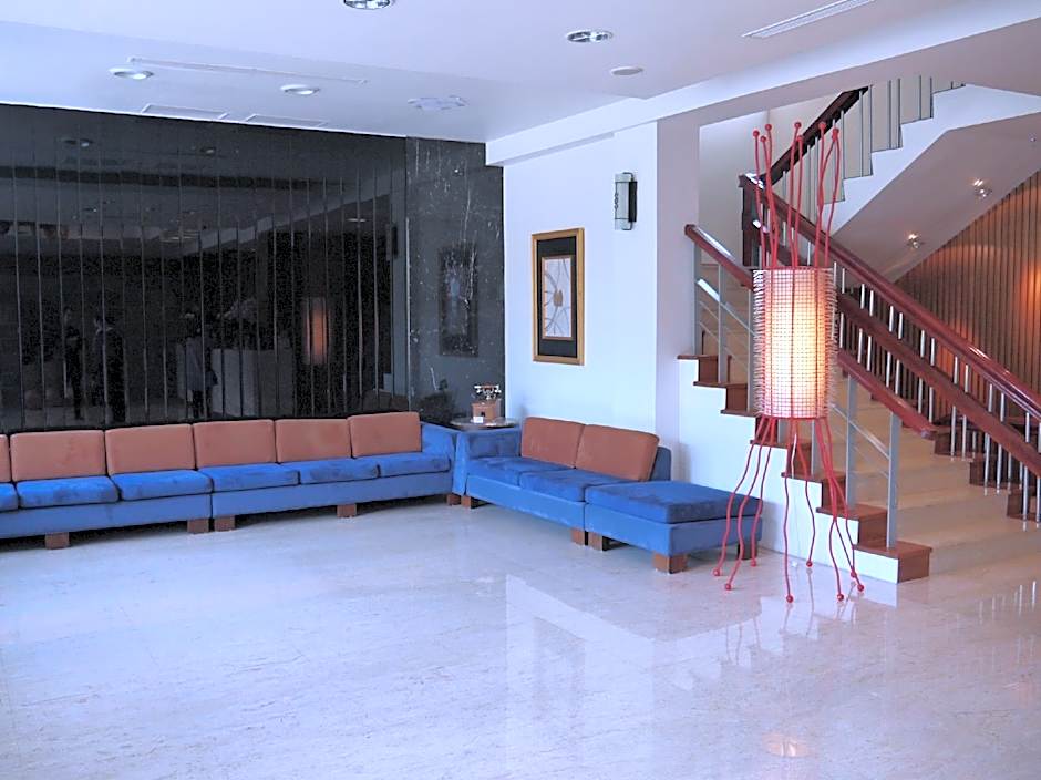 Hua Ge Hot Spring Hotel