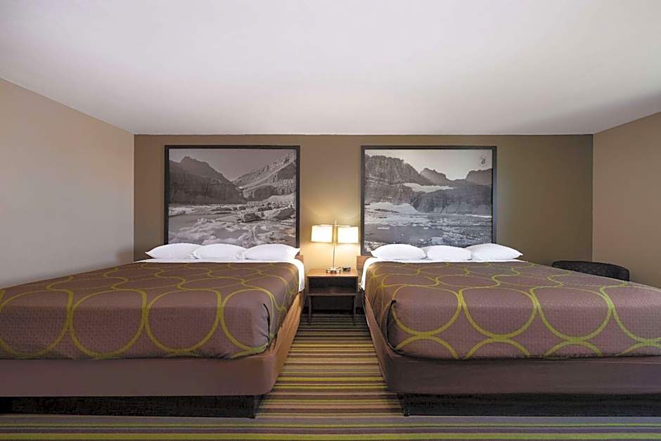 Super 8 by Wyndham Belgrade/Bozeman Airport
