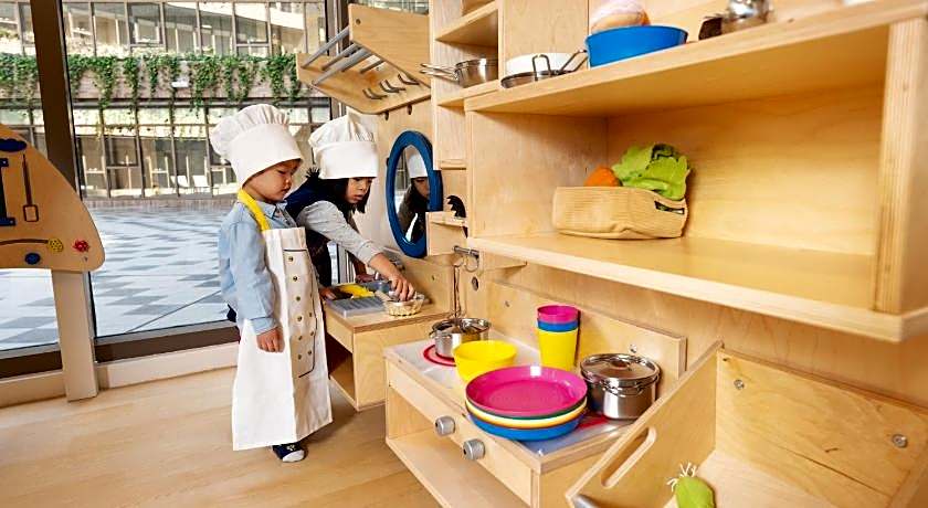 Fame Hall Garden Hotel