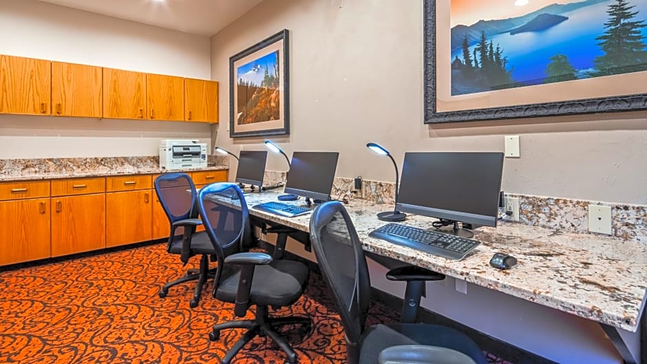 Best Western Plus Mill Creek Inn