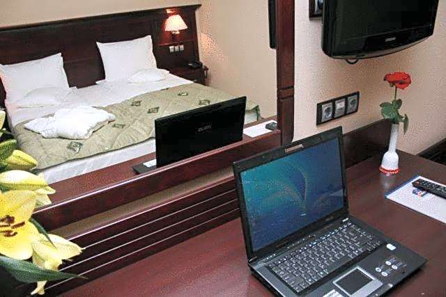 Hotel Rapsodia City Center