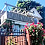 Waterfront Home Windsor ,On, Ca
