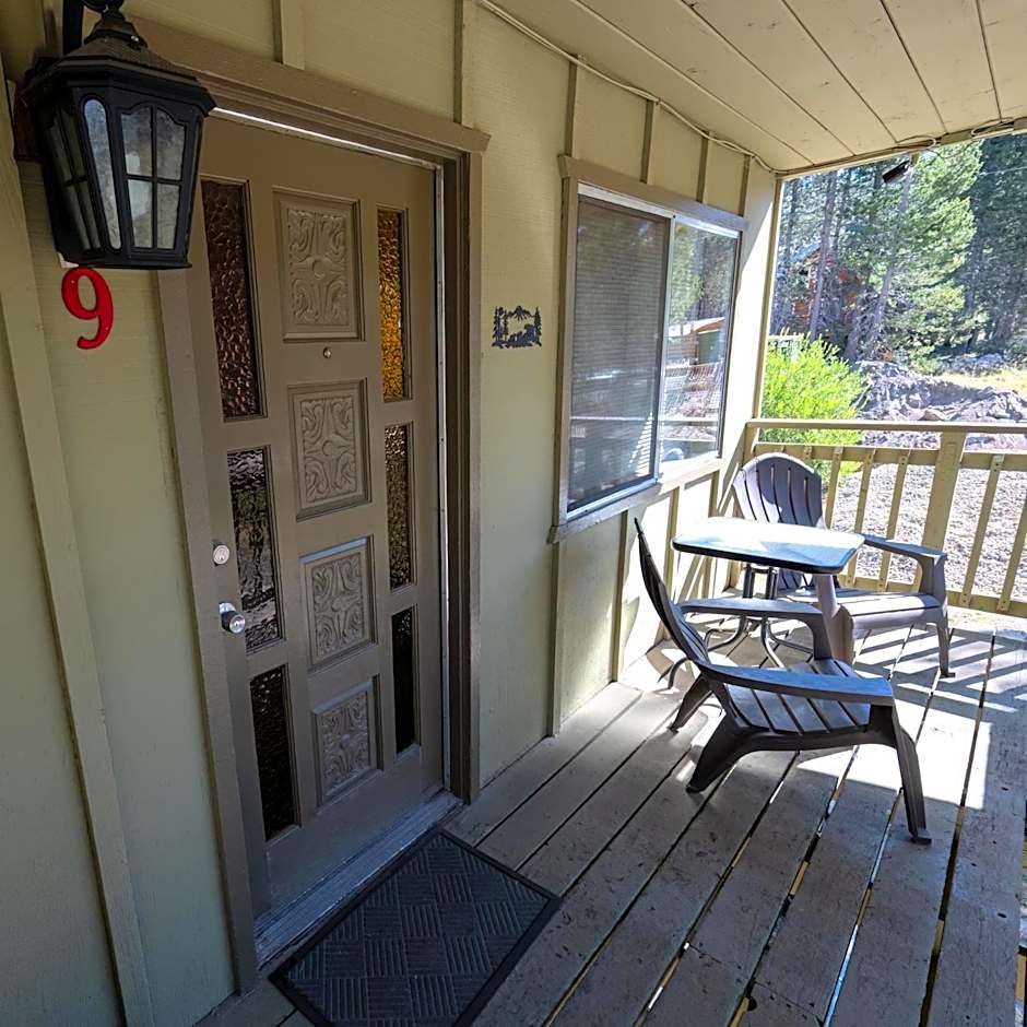 The Tamarack Lodge