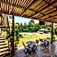 Live Hotel Boutique (Adults only)