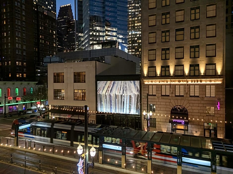 Moxy Houston Downtown