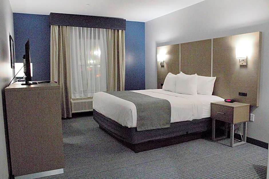 Days Inn & Suites by Wyndham Houston NW Cypress