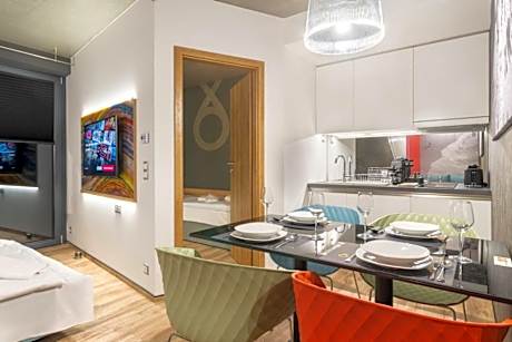 Superior One-Bedroom Apartment