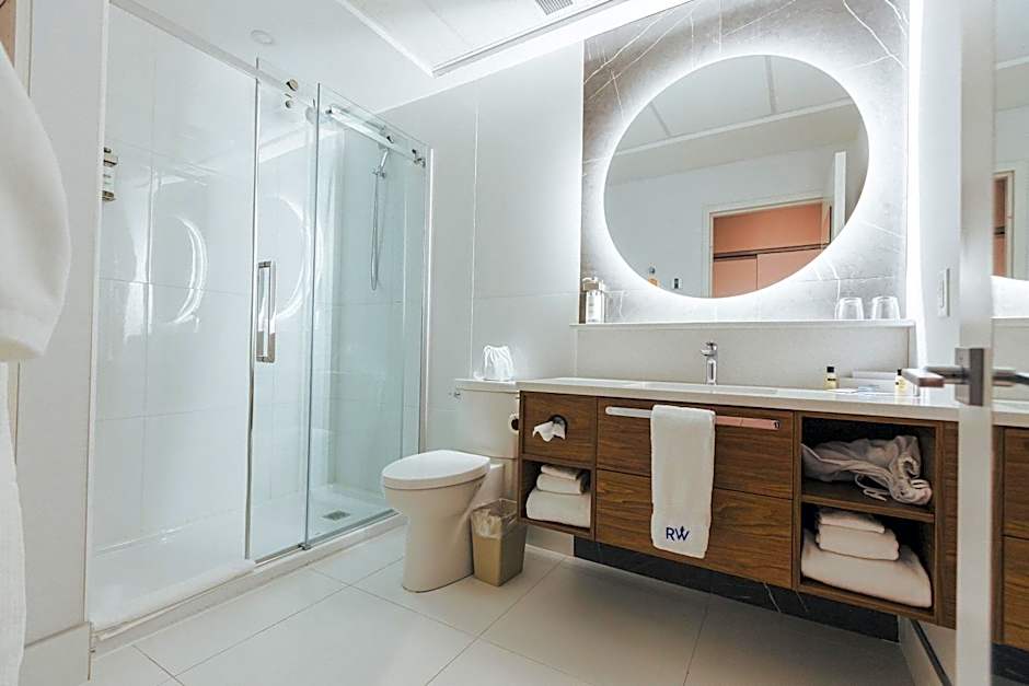 Hotel Royal William, an Ascend Collection Hotel