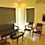 Hi 5 Hotel & Experience