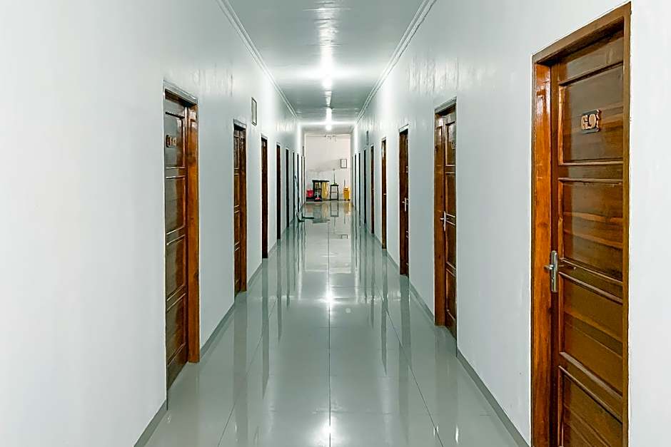 Penginapan Losmen Ayu Pamanukan RedPartner