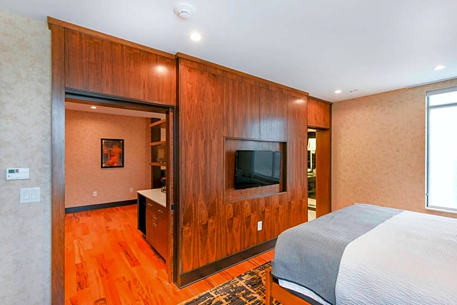 SpringHill Suites® by Marriott® Wilmington Wrightsville Beach