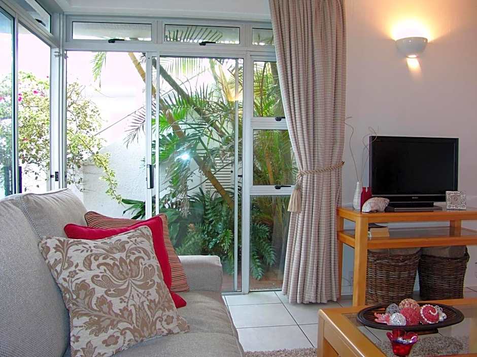 Diaz 15 House on the Bay