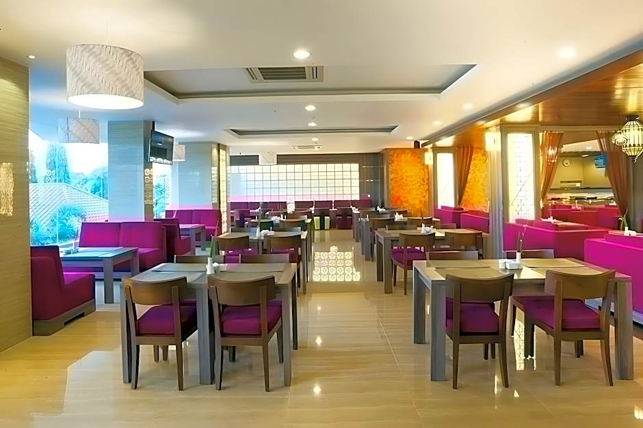 Lombok Raya Hotel