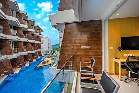 Deluxe Double Room with Balcony