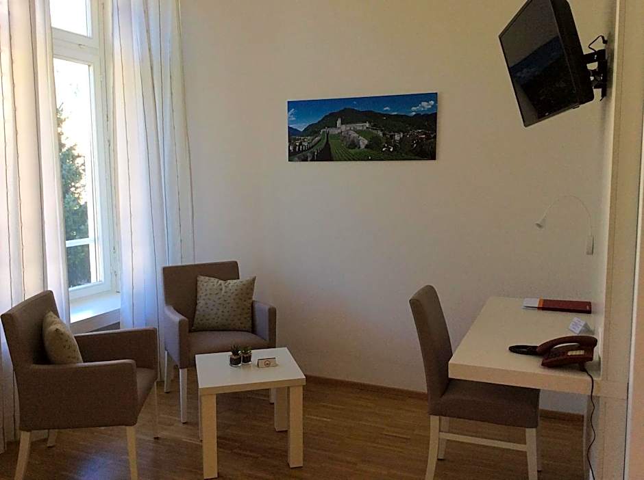 Business Center IN Villa