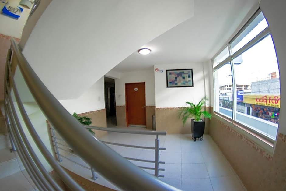 Hotel Niza Zona Piel