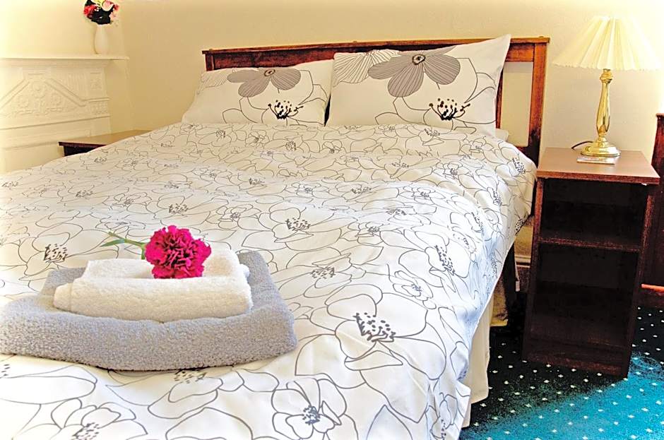 Landguard House Bed Only