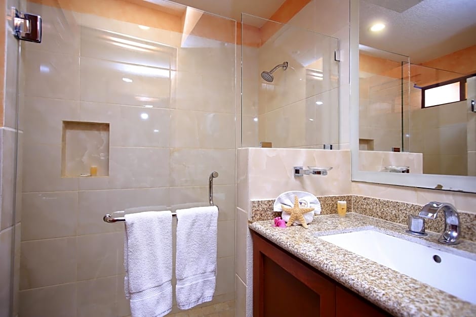 Hotel Playa Del Sol