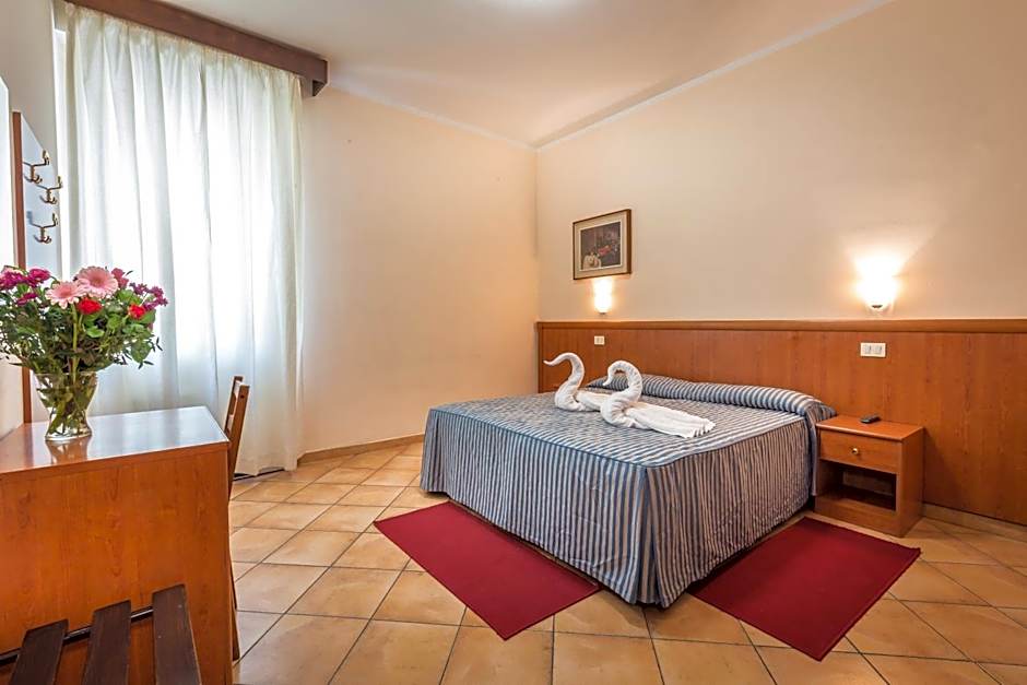 Hotel Real