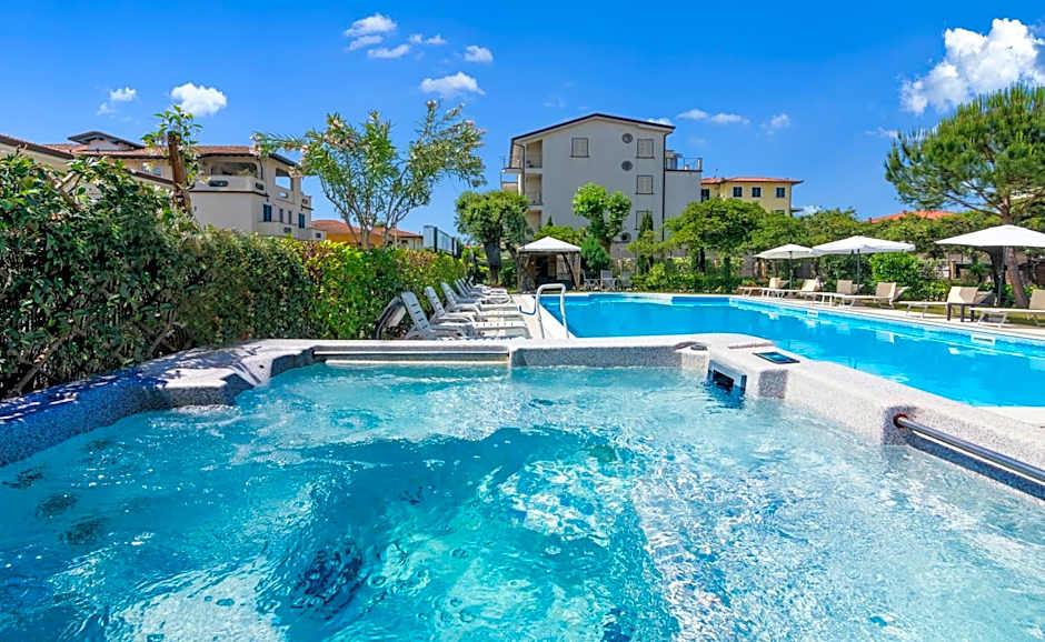 Hotel Apuana