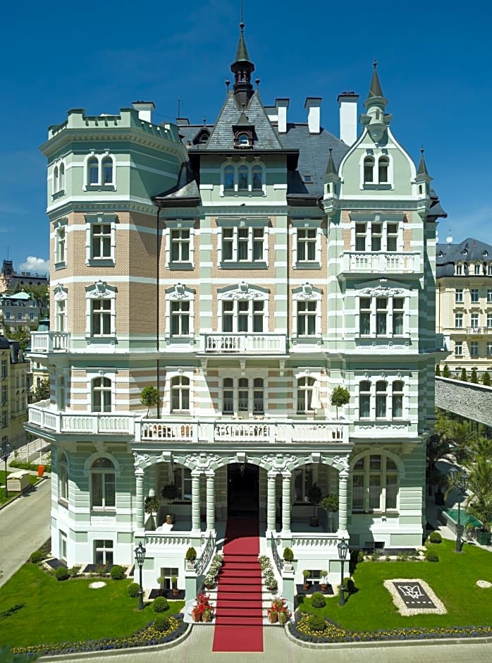 Savoy Westend Hotel