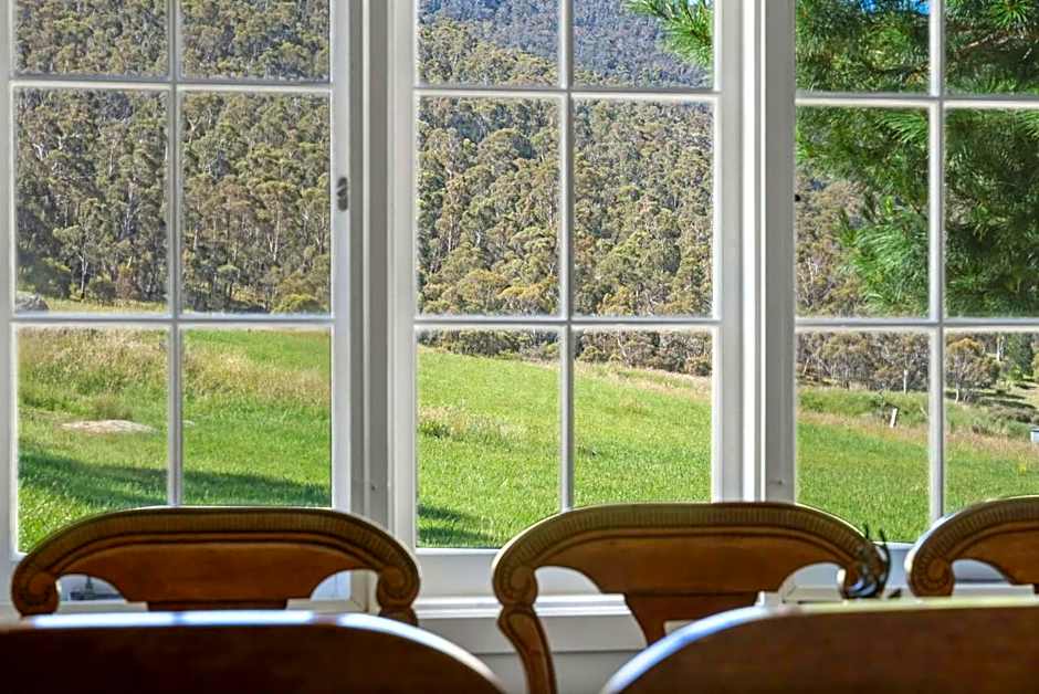 Crackenback Farm Guesthouse