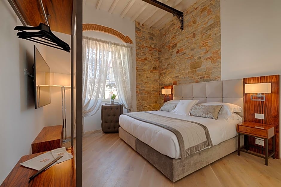 Donati Luxury Tower Suites