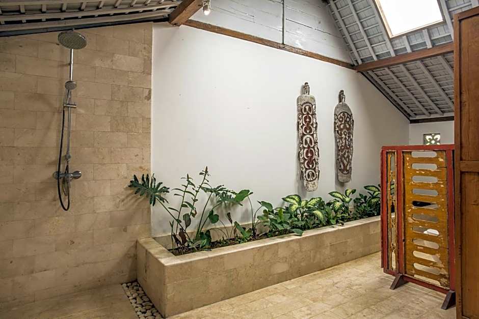 Wayang Retreat
