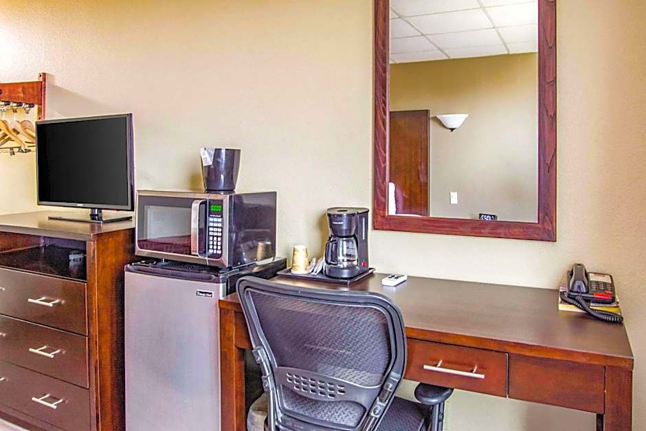 Econo Lodge Newport
