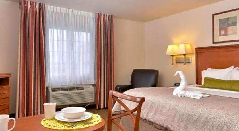 Candlewood Suites Bloomington-Normal By IHG