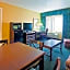 Holiday Inn Express Hotel Fort Campbell-Oak Grove