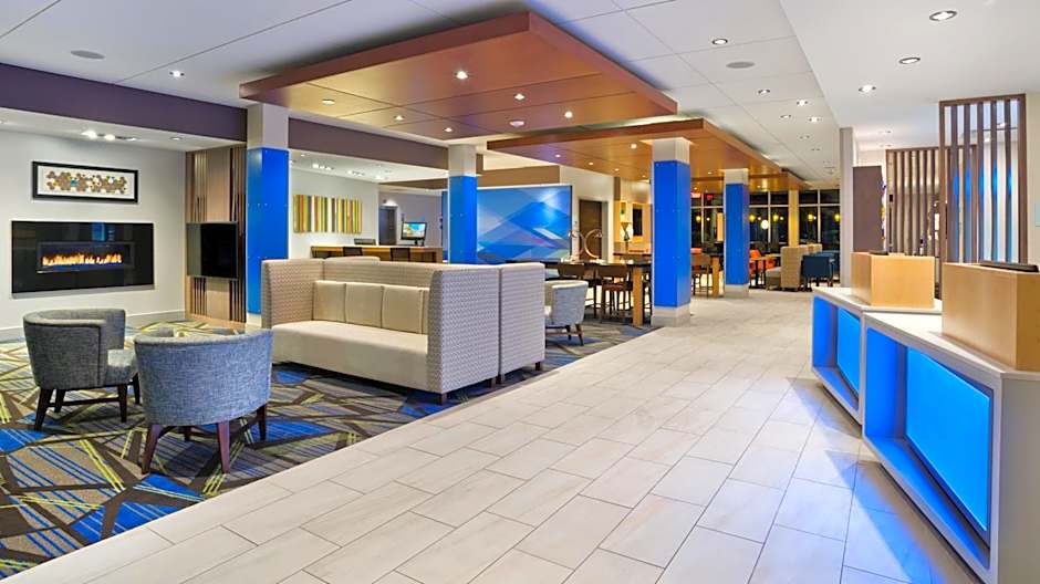 Holiday Inn Express & Suites Medina By IHG