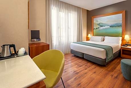 SINGLE ROOM