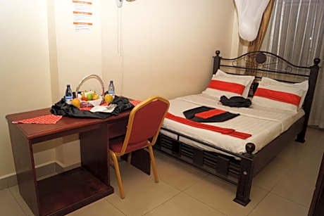 Deluxe Double Room with Shower