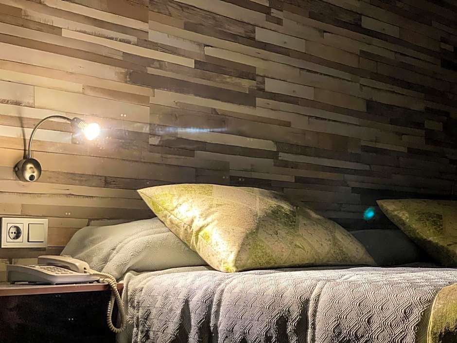 Zdjęcie 1 z 7 — 2 Beds