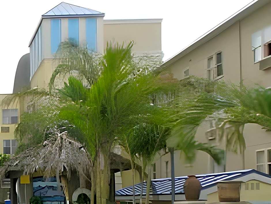Plim Plaza Hotel