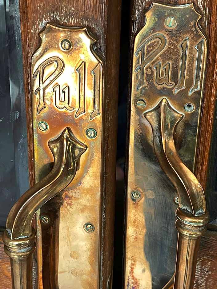 The Crown London, WorldHotels Distinctive