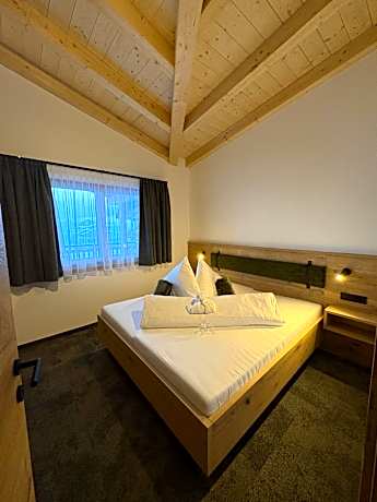 Two-Bedroom Deluxe Apartment