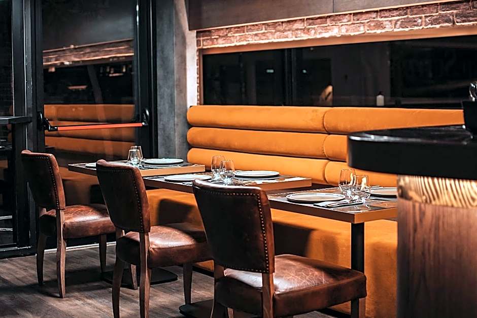 Project 3 Urban Chic Hotel