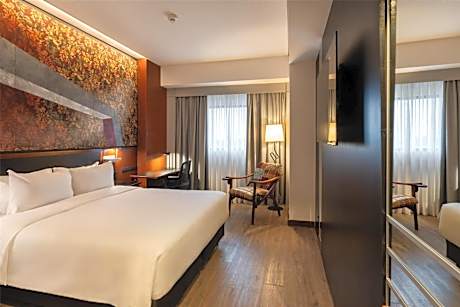 Queen Room
