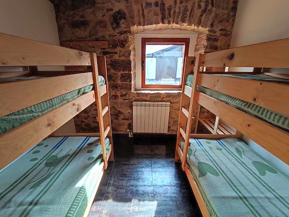 Albergue El Rebezo