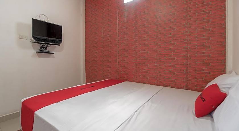 RedDoorz Syariah near Jakabaring Sport City Palembang