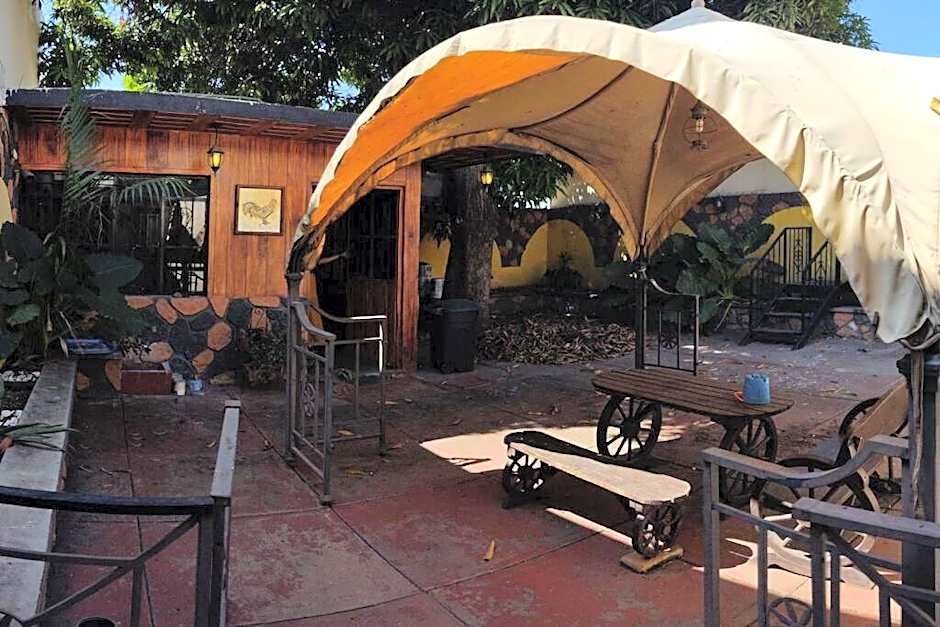 Casa grande, centrica y muy espaciosa!!!