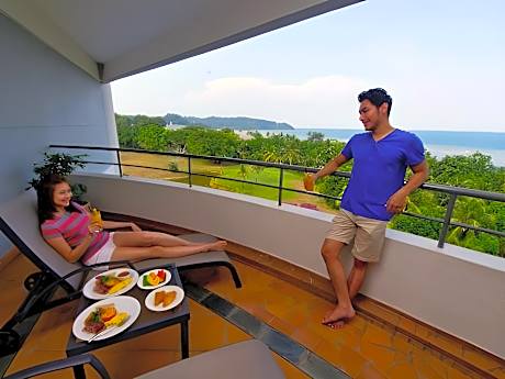 Premium Suite with Sea Front View