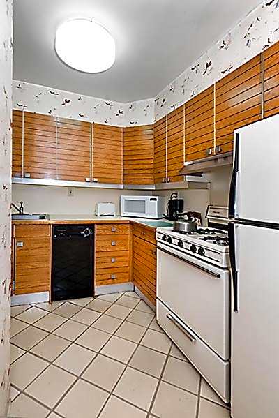 Murray Hill East Suites