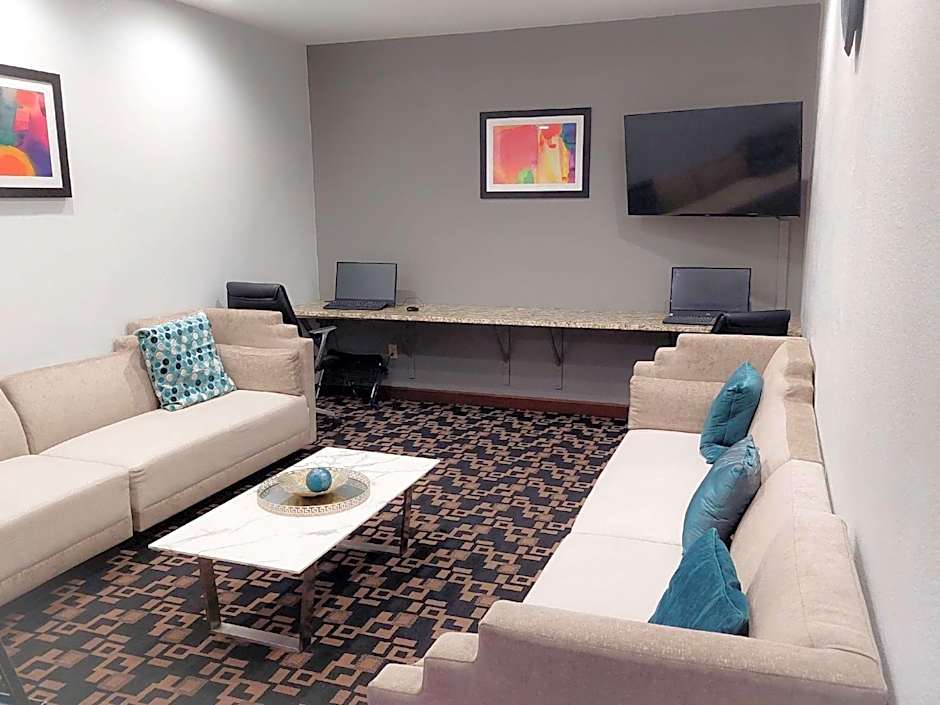Sonesta Essential Hotels Overland Park