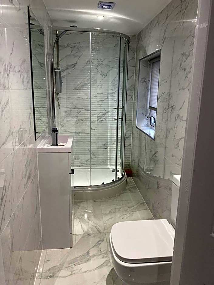 Brownlows Inn Rooms formerly Riley's Rooms