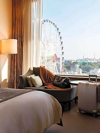 Deluxe Family Twin Room