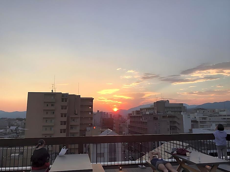 RAKURO Kyoto by THE SHARE HOTELS