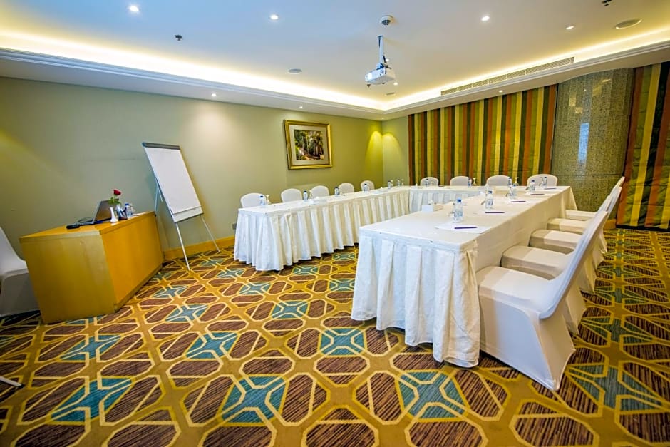 Mercure Jeddah Al Hamra